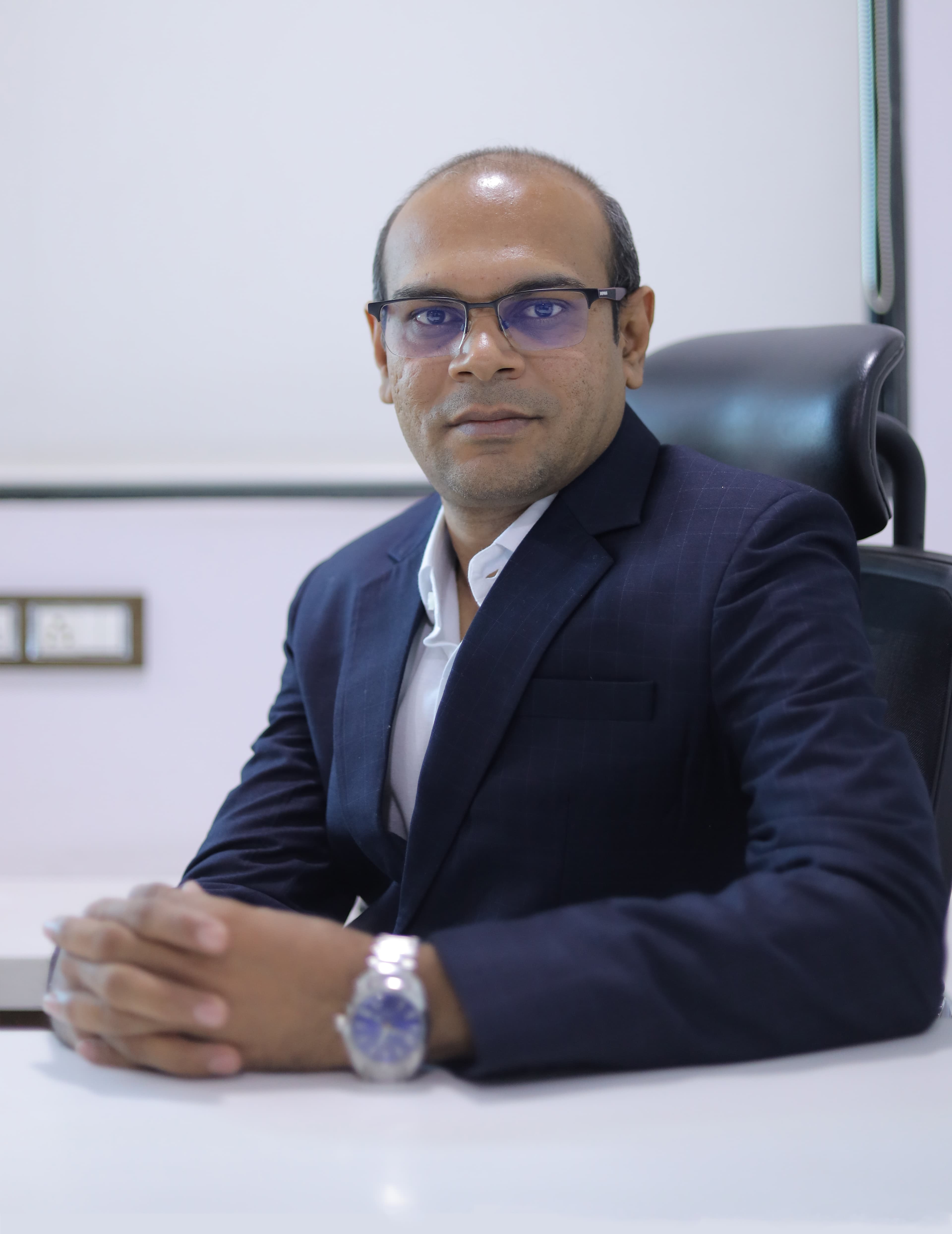 Dineshbhai Mangukiya